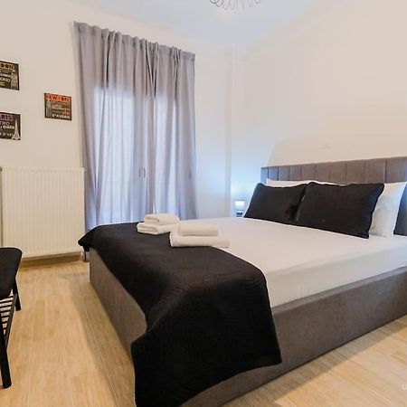 Theofilos Urban Apartment, Close To City Center Thessaloníki Exteriör bild